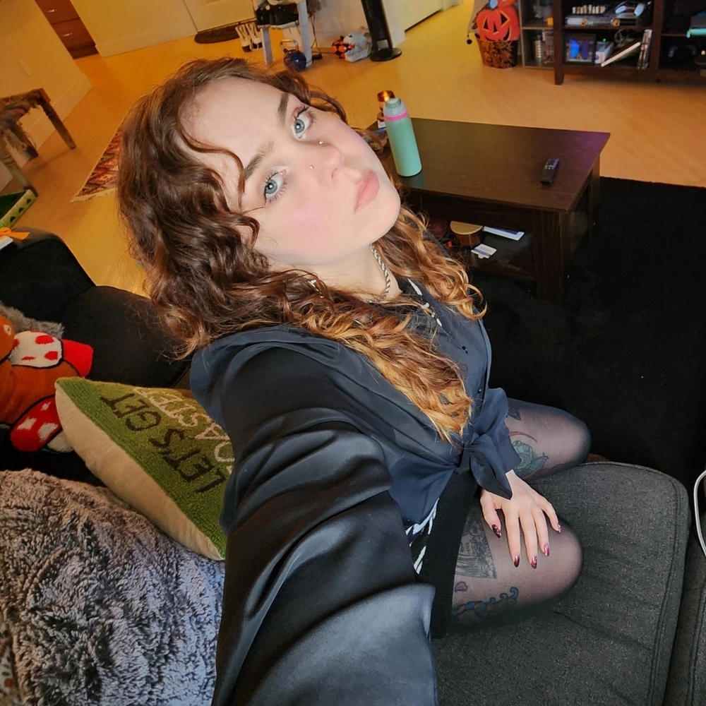 Meet your Posher, Genevieve